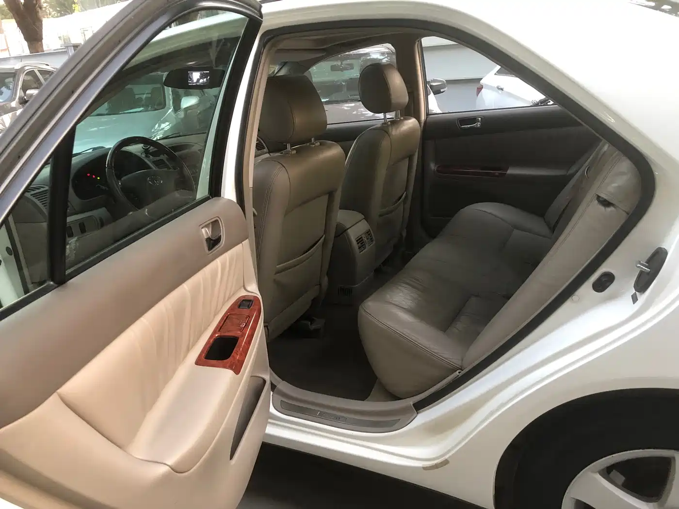 Toyota фото 11