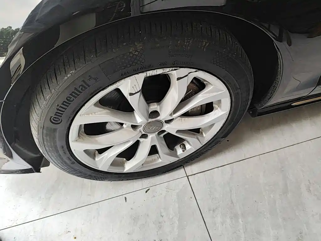 Фото 23 - Audi A6L