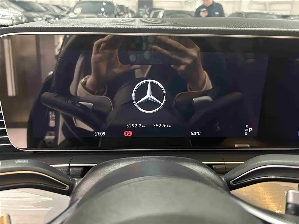 Mercedes-Benz GLS 2024 GLS 400 4MATIC фото 8