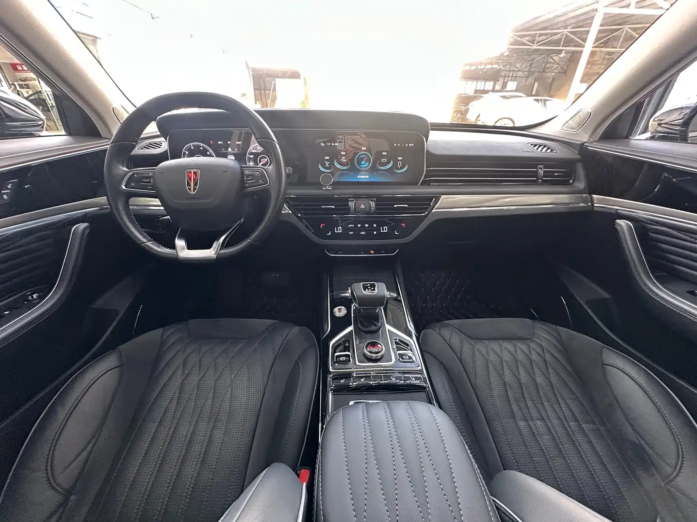Hongqi HS5 2022 2.0T Smart Connect Premium Edition фото 11