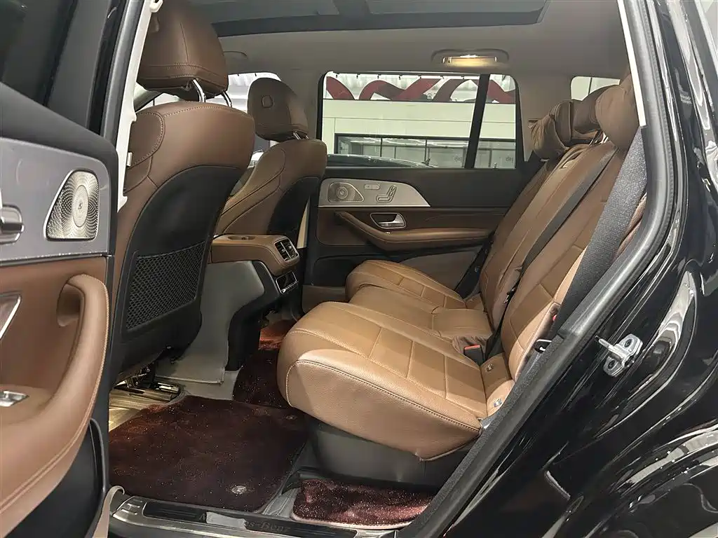 Mercedes-Benz GLS 2024 GLS 400 4MATIC фото 16