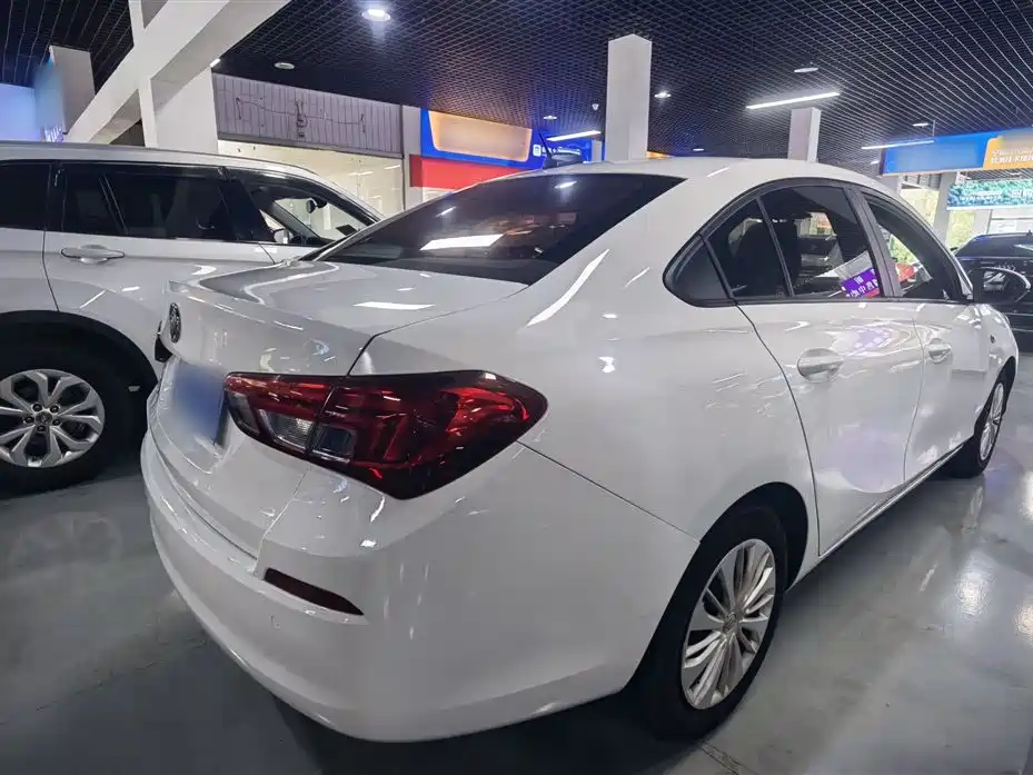 Buick Excelle 2018 15N CVT Elite фото 7