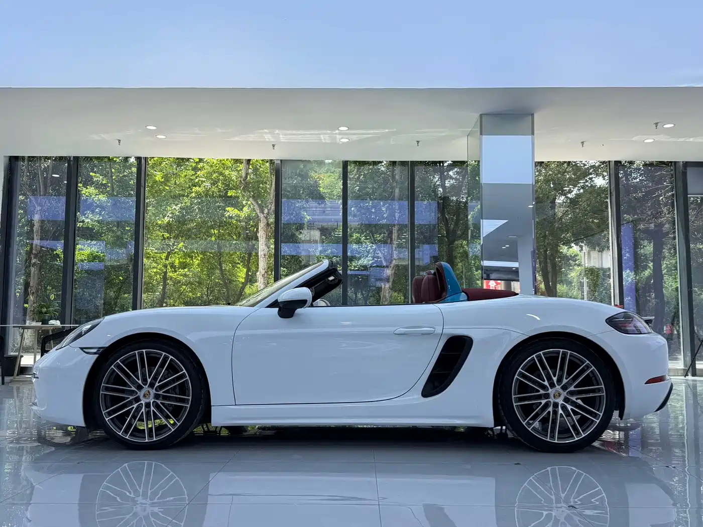 Porsche 718 2018 Boxster 2.0T фото 8