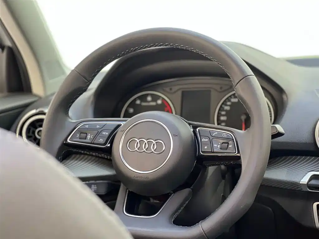 Audi Q2L 2022 35 TFSI Fashion Dynamic фото 15