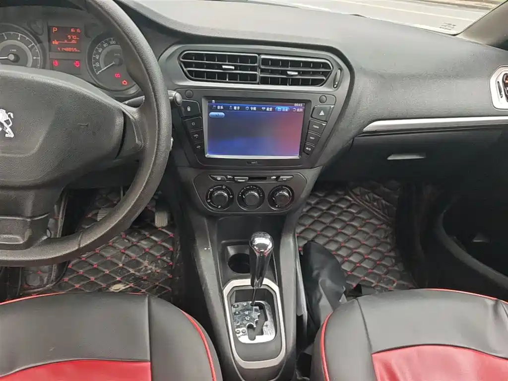 Peugeot 301 2014 1.6L Automatic Comfort Edition фото 13