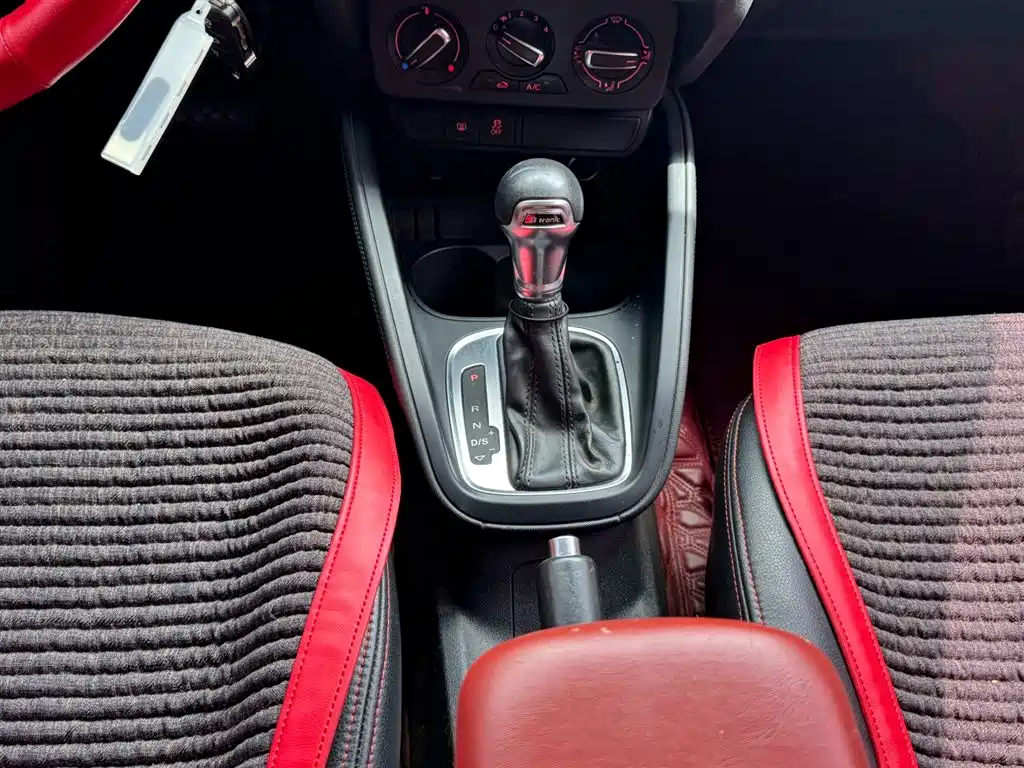 Audi A1 2017 2016 30 TFSI Sportback Design Style Edition