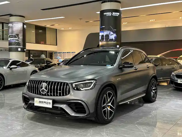 MERCEDES-BENZ GLC AMG