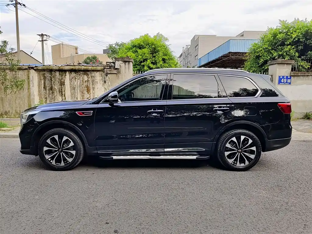 Hongqi HS7 2022 2022 2.0T DCT 2WD ZhiLian QiXiang Edition 5-seater