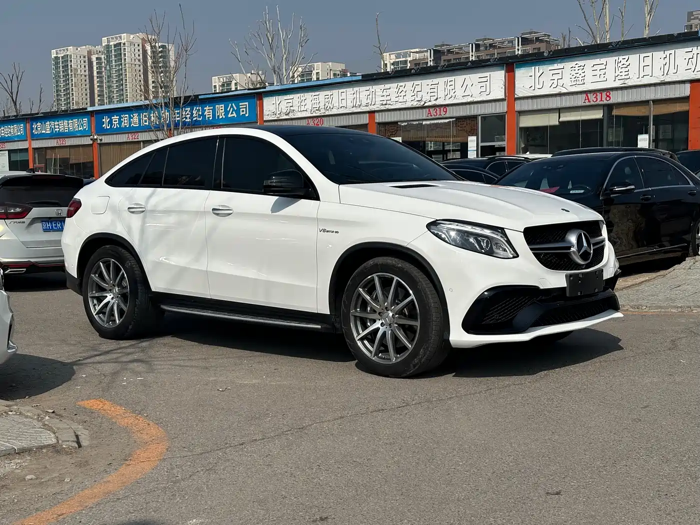 Mercedes-Benz GLE Coupe AMG 2015 AMG GLE 63 4MATIC Coupe SUV фото 3