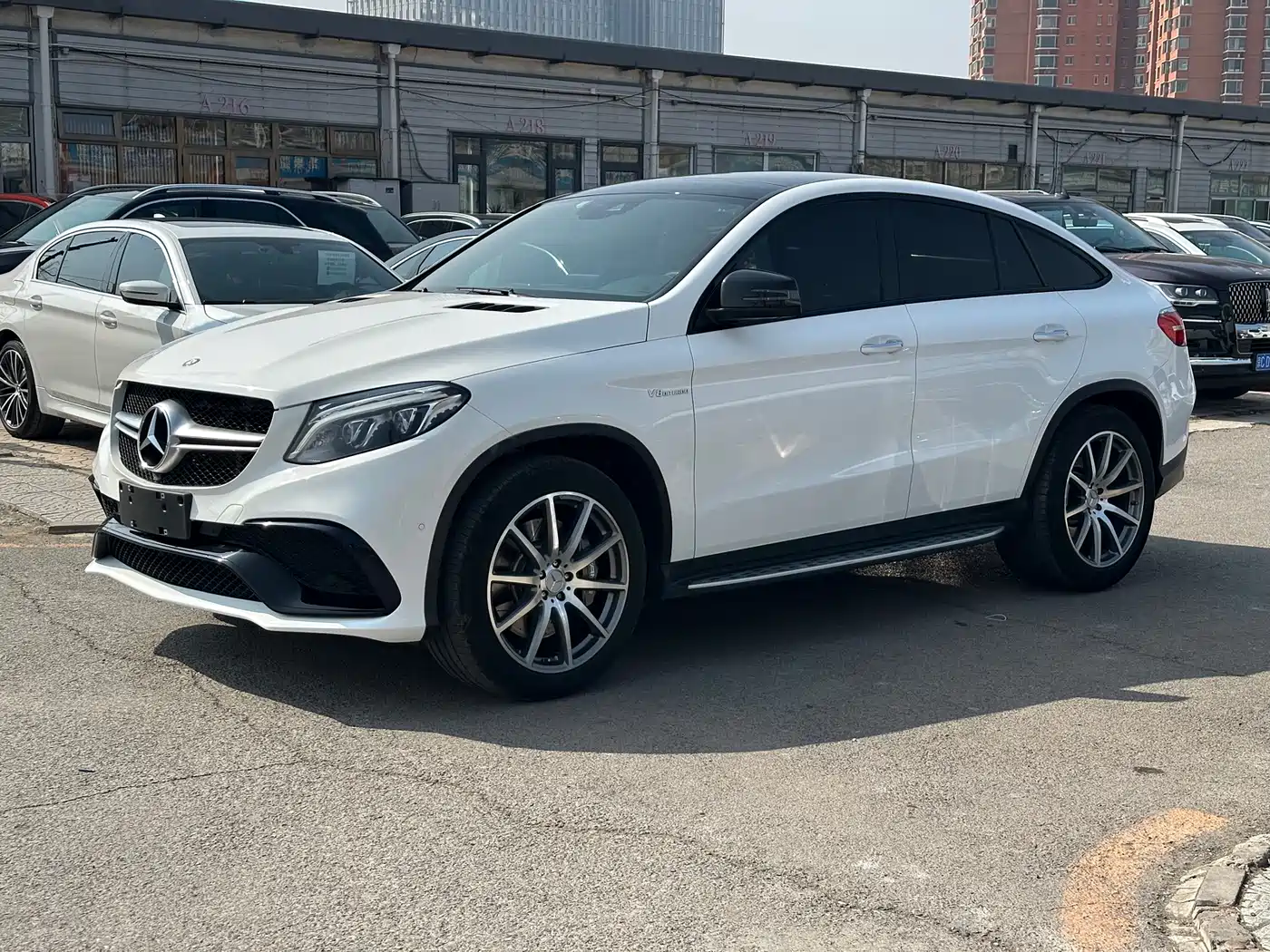 Mercedes-Benz GLE Coupe AMG 2015 AMG GLE 63 4MATIC Coupe SUV