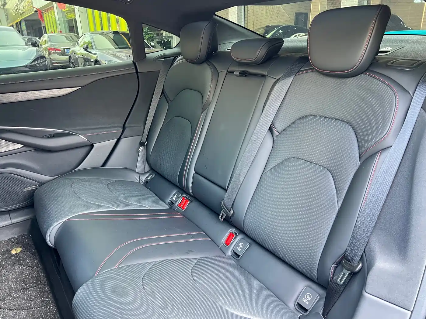 XIAOMI CAR XIAOMI SU7