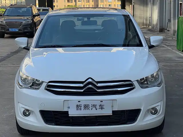 Citroën Elysee 2014 1.6L Manual Fashion