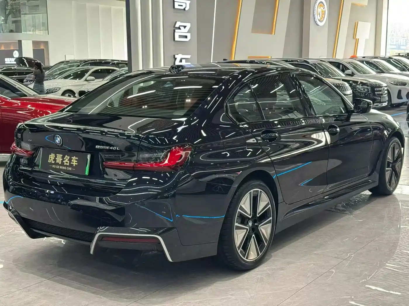 BMW i3 2025 eDrive 40 L Shadow Night Sport Package фото 9