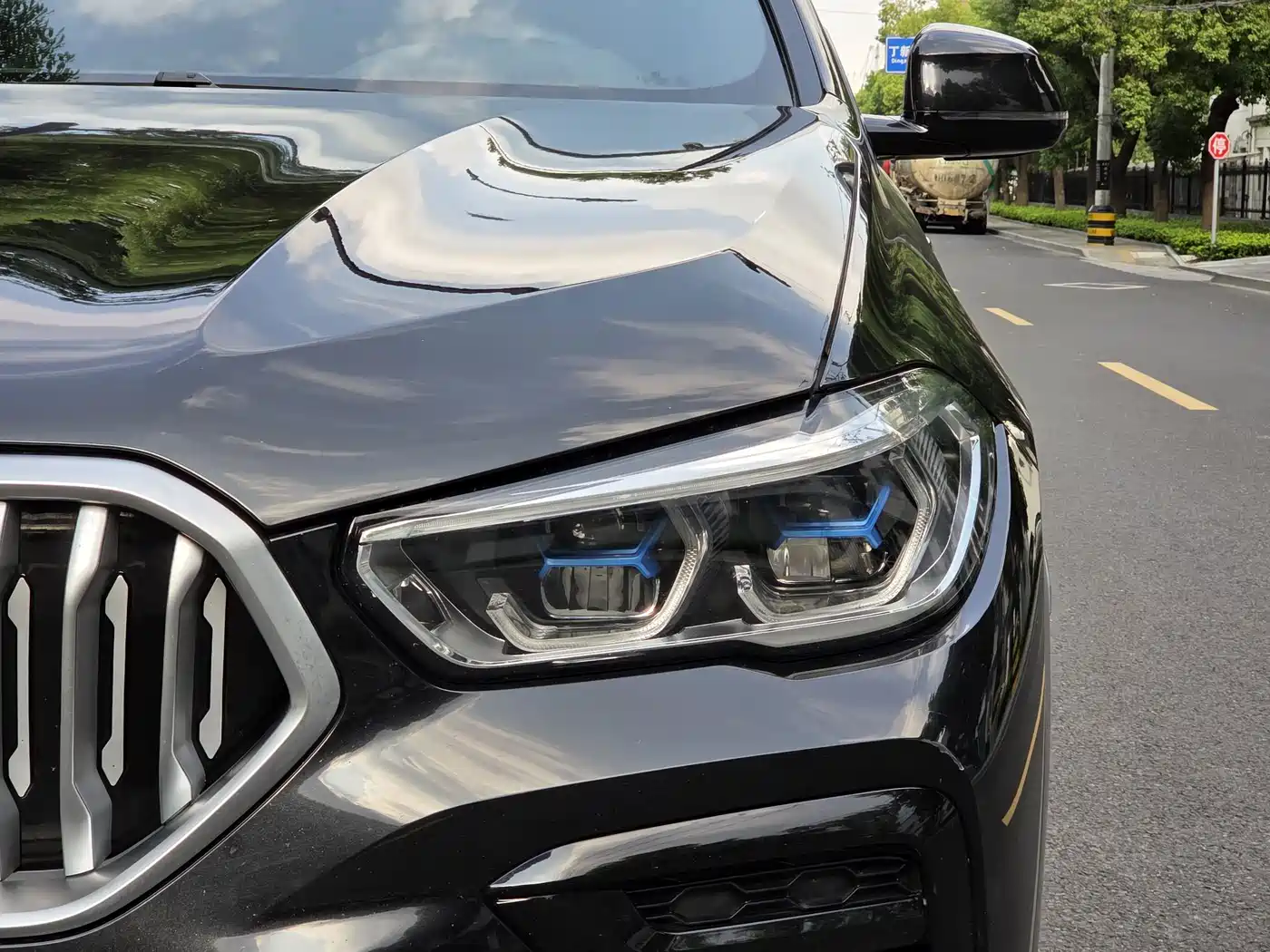 BMW X6 2023 2022 Facelift xDrive40i Exclusive M Sport Package