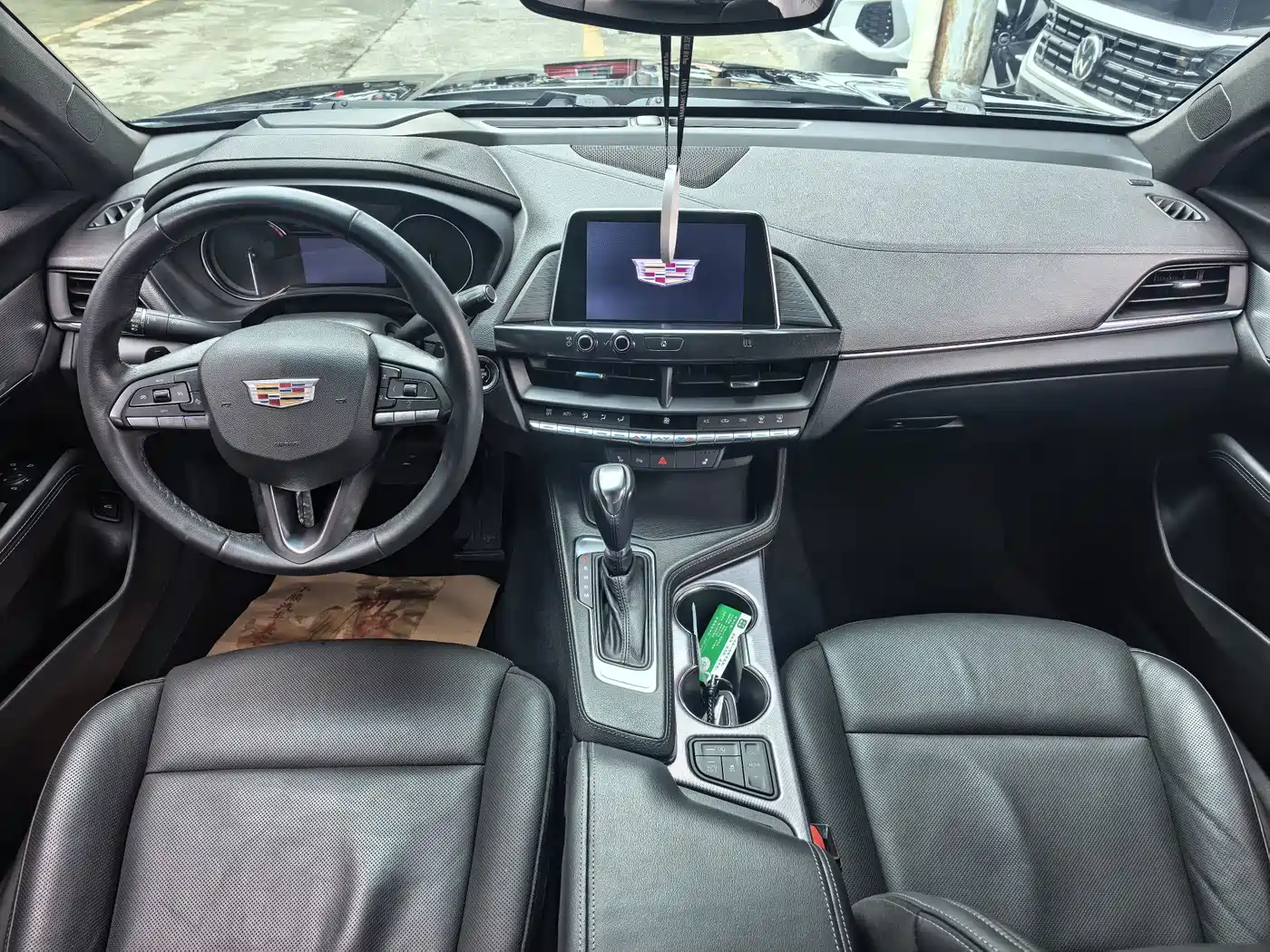 Photo 3 - Cadillac CT4