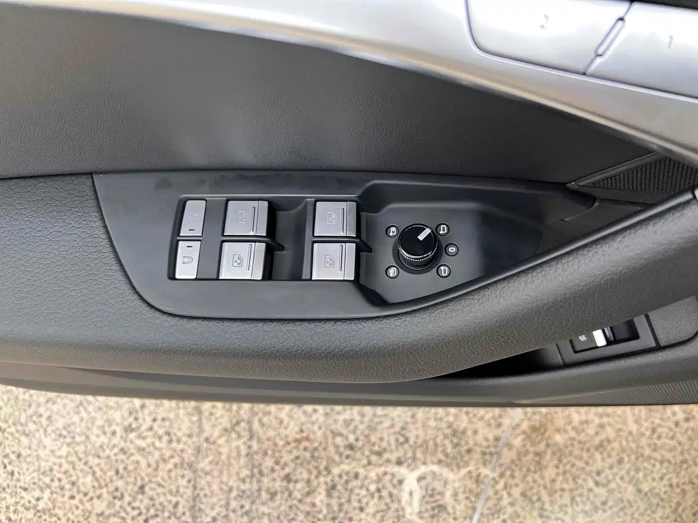 Audi A6L 2024 45 TFSI Premium Dynamic фото 13