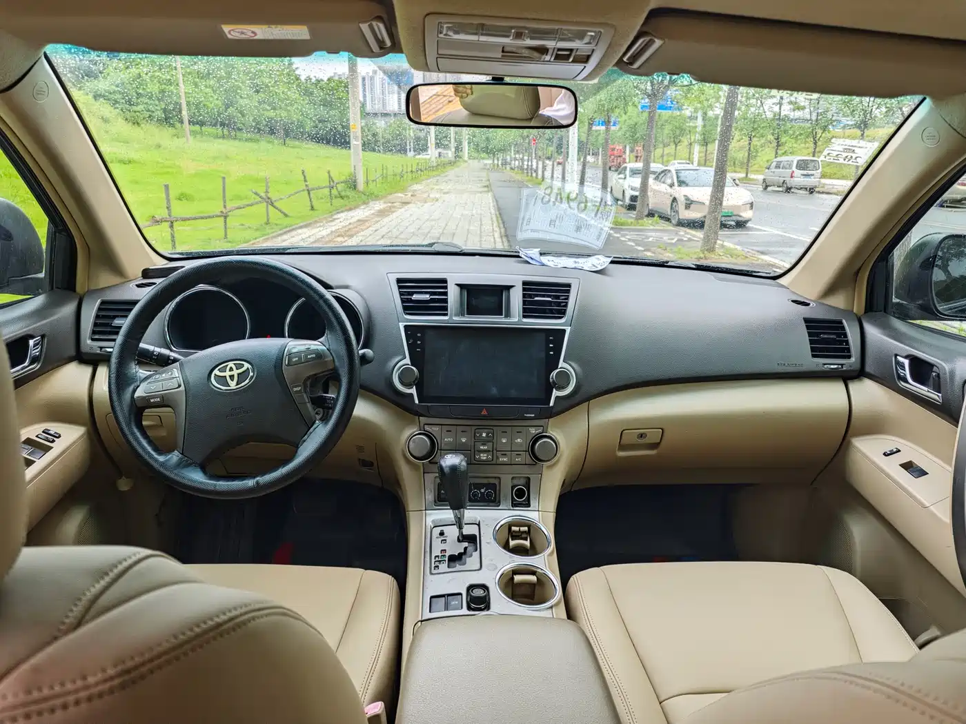 Toyota Highlander 2009 2.7L 2WD 7-seater Luxury Edition фото 4