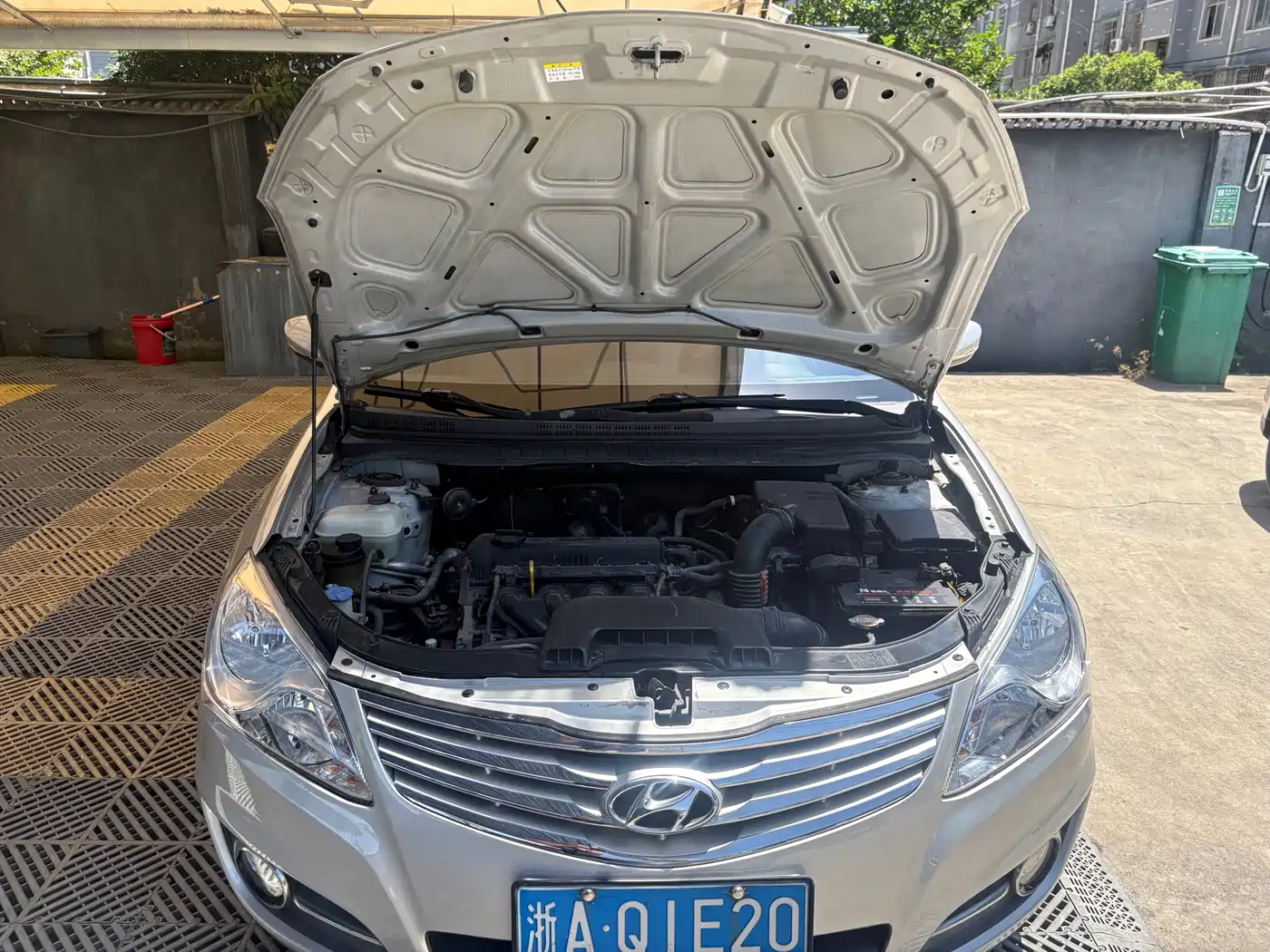 Hyundai Elantra 2011 1.6L Automatic Luxury фото 7