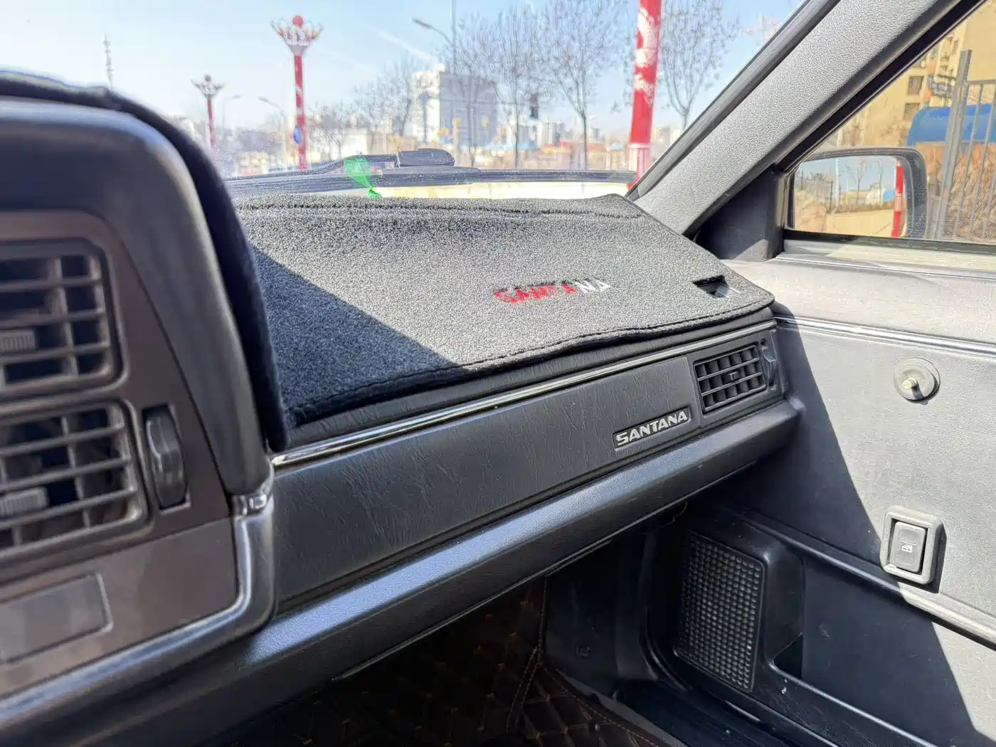 Volkswagen Santana Classic 2007 Model 1.8L Scenic Edition фото 13
