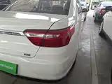 Фото 8 - Geely Vision