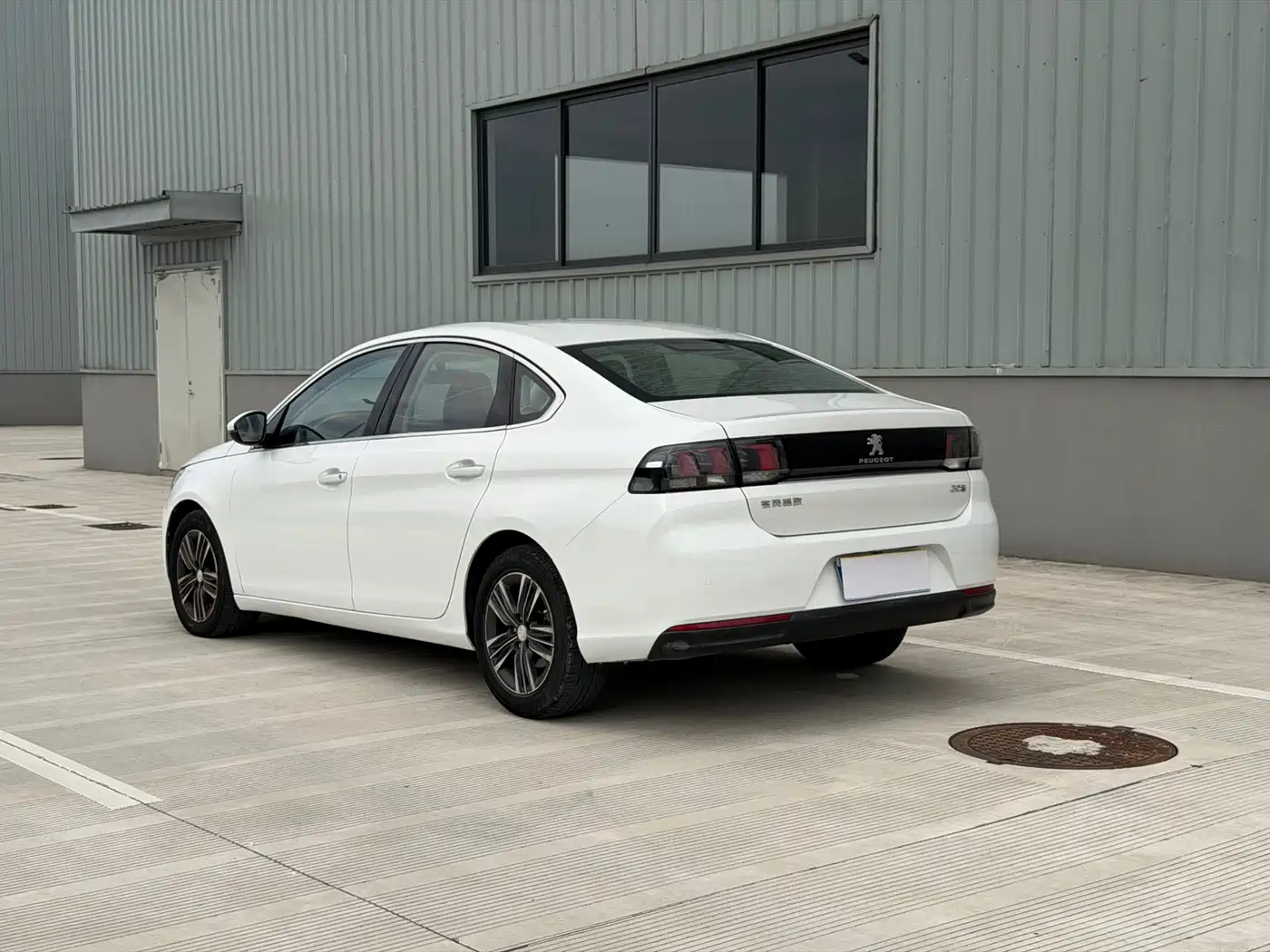 Peugeot 308 2017 2016 1.6L Automatic Luxury