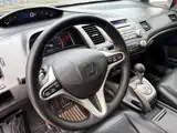 Фото 13 - Honda Civic