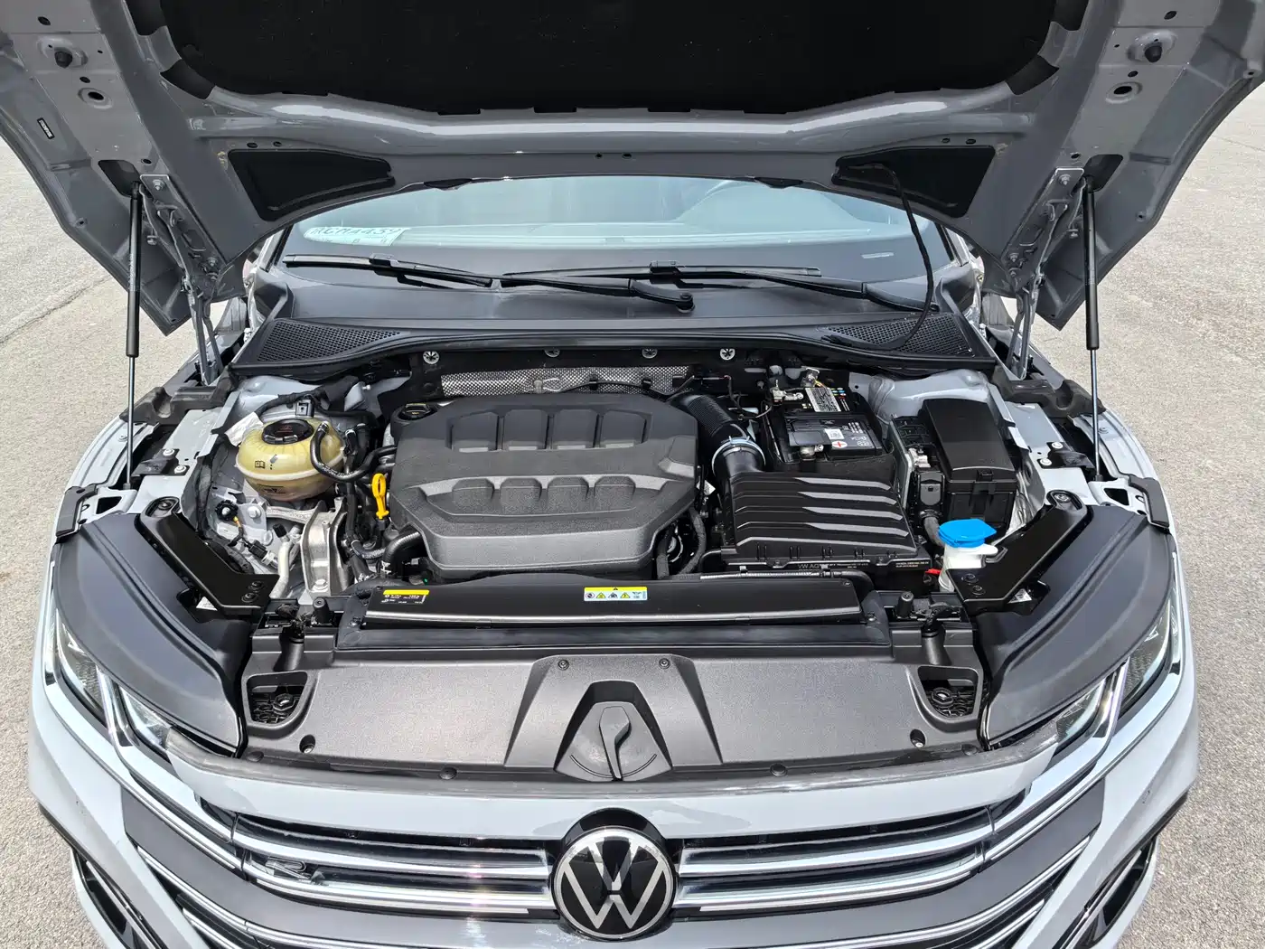 Volkswagen FAW-Volkswagen CC 2024 380TSI Eye-catching Public Sharing Edition фото 19