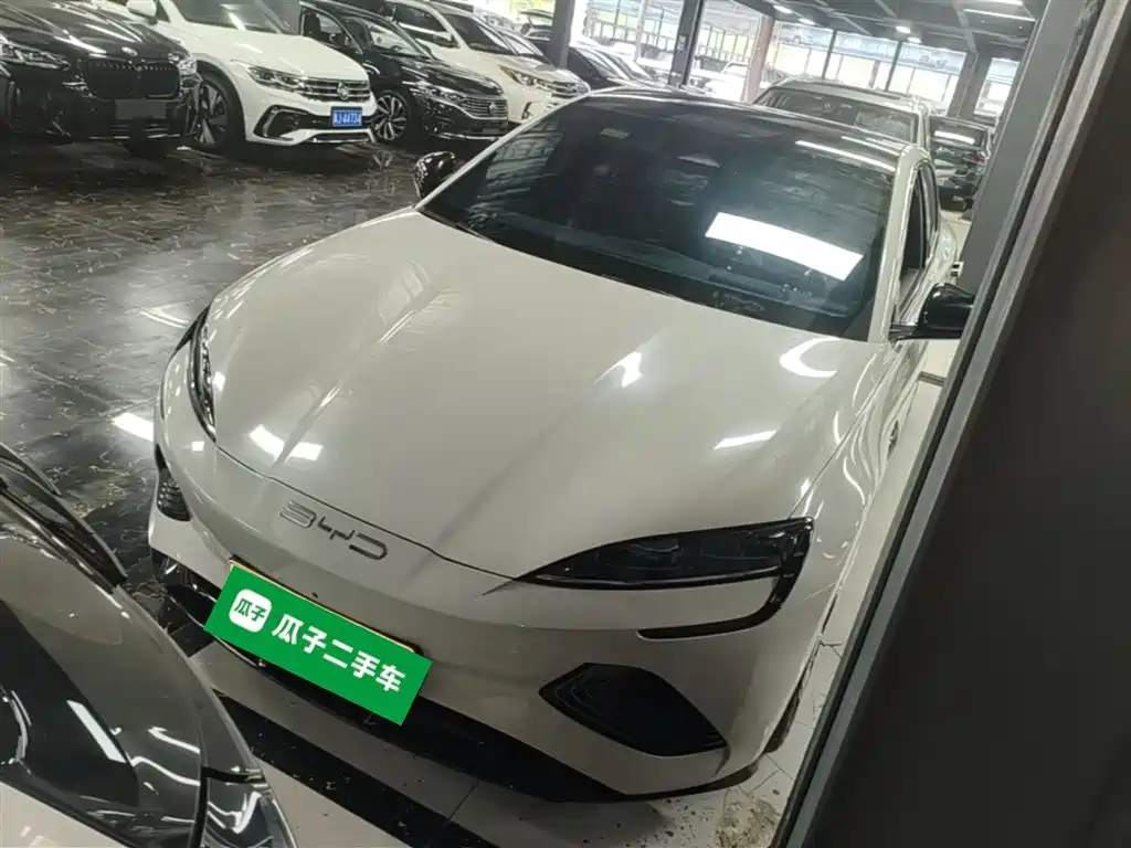 BYD Seal 2022 700km Long Range RWD Edition