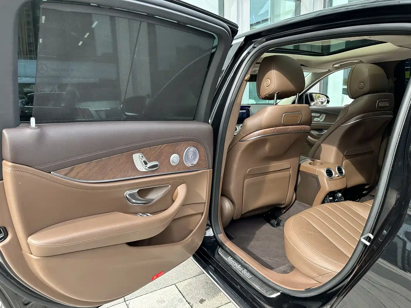 Mercedes-Benz E-Class 2020 Facelift E 300 L Exclusive фото 19