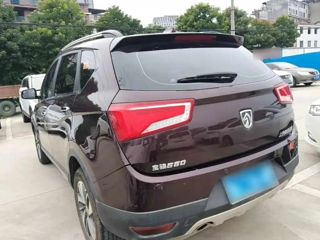 Baojun 560 2016 2015 1.8L Manual Luxury