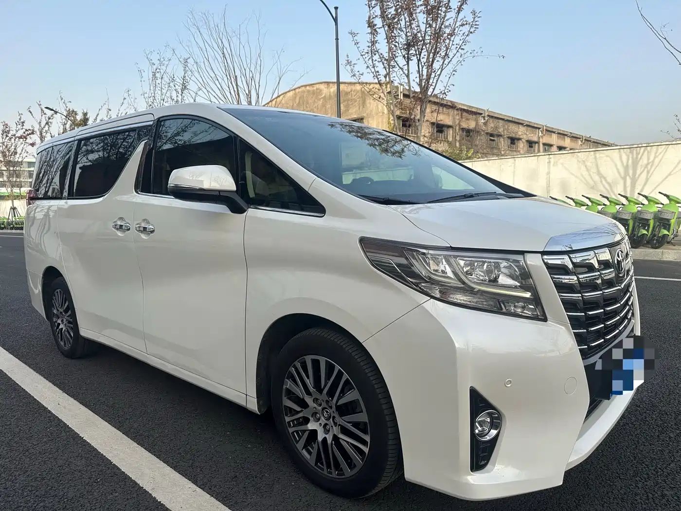 Toyota Alphard 2015 3.5L Premium Edition фото 3