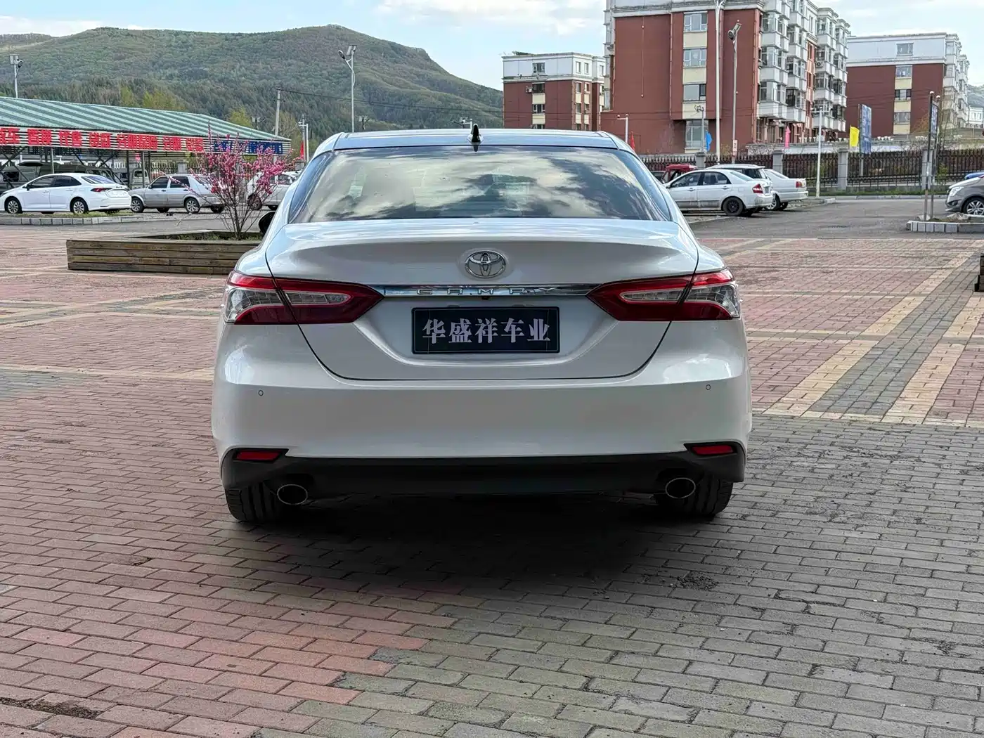 Toyota Camry 2021 2.5G Luxury Edition фото 3
