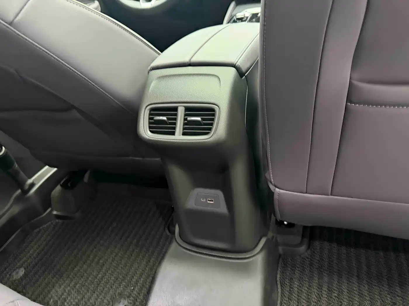 Buick Envision Plus 2026 Envision Plus 28T FWD Base фото 13