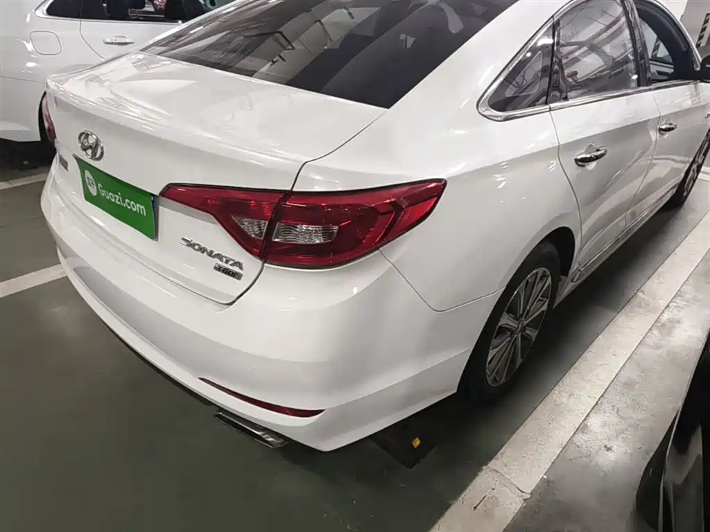Hyundai Sonata 2015 1.6T GLS Smart фото 8