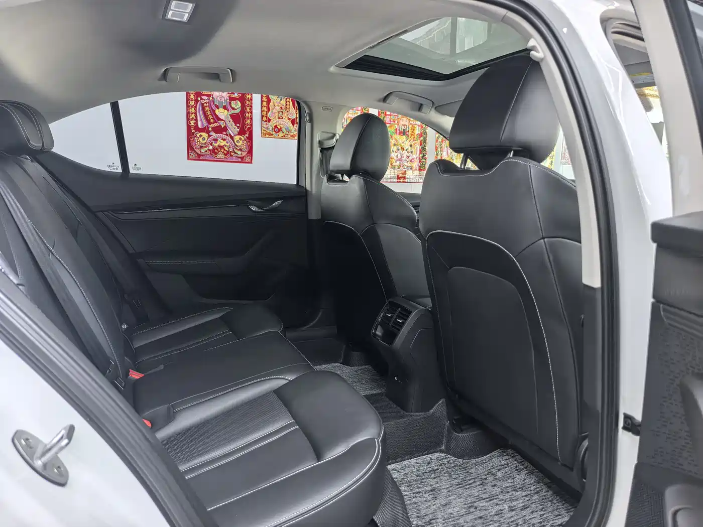 Škoda Octavia 2023 Facelift PRO TSI280 Premium Edition фото 9