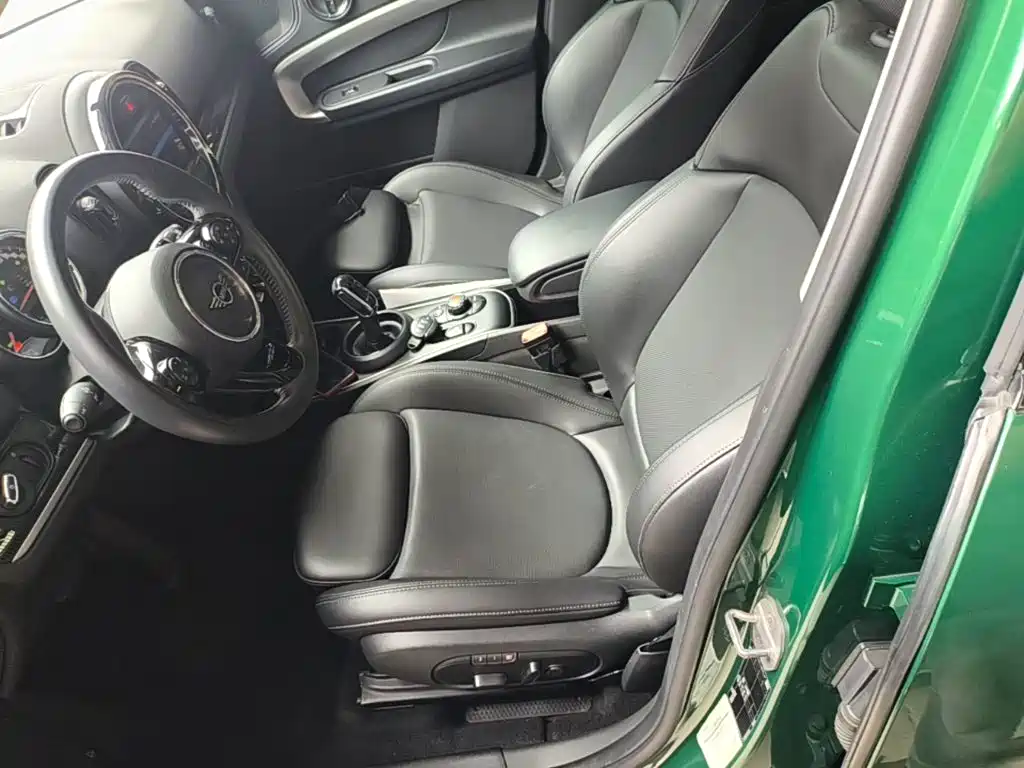 Photo 15 - MINI COUNTRYMAN