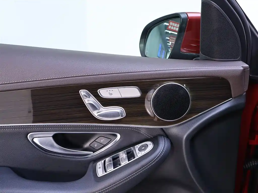 Mercedes-Benz GLC 2016 GLC 260 4MATIC Dynamic фото 17