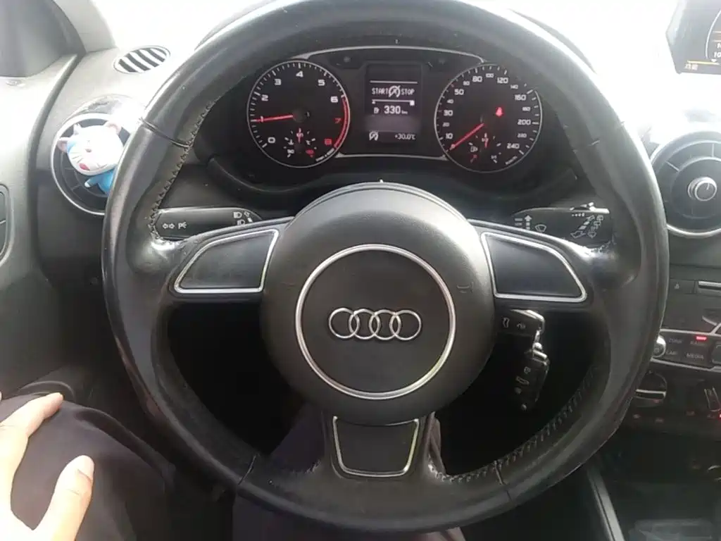 Audi A1 2016 2016 30 TFSI Sportback Design Style Edition
