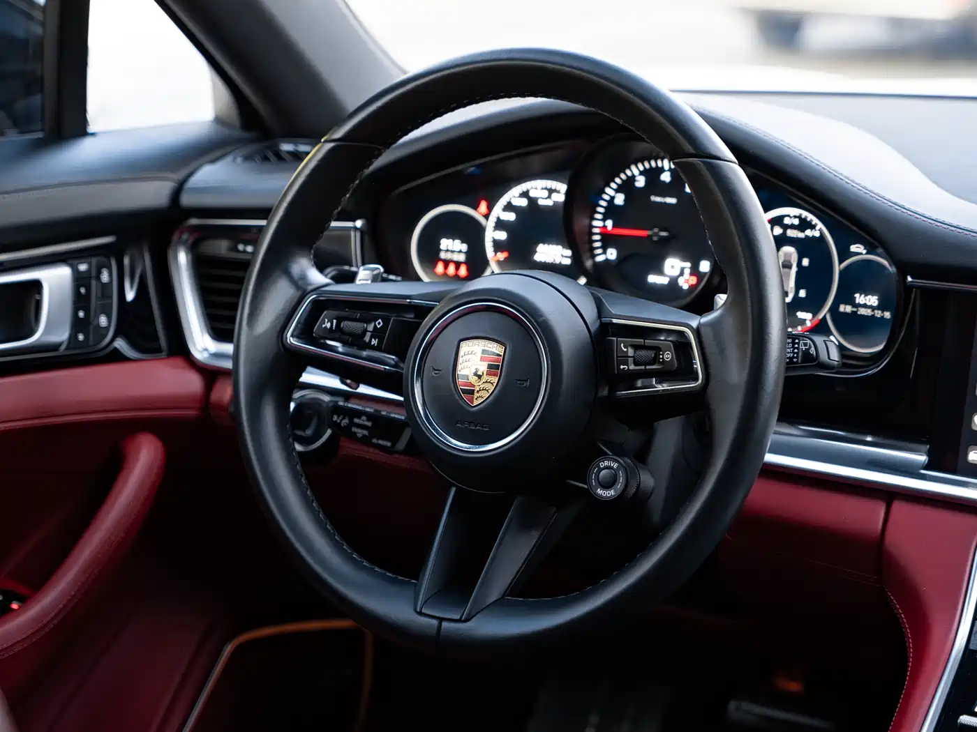 Porsche Panamera 2022 Panamera 4 Sport Turismo 2.9T фото 9