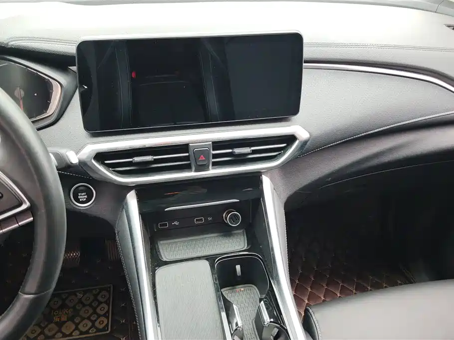 SAIC Maxus Maxus G50 2023 Model PLUS 1.5T Happiness Recommended Auto Launch Edition фото 13