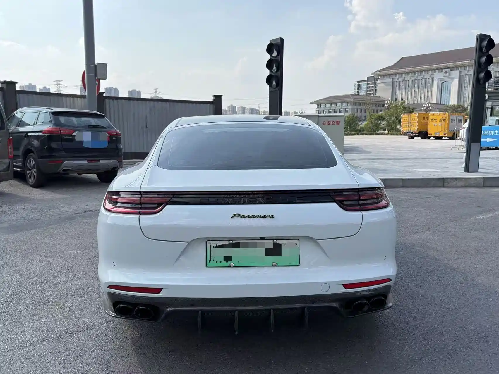 Фото 5 - Porsche Panamera New Energy