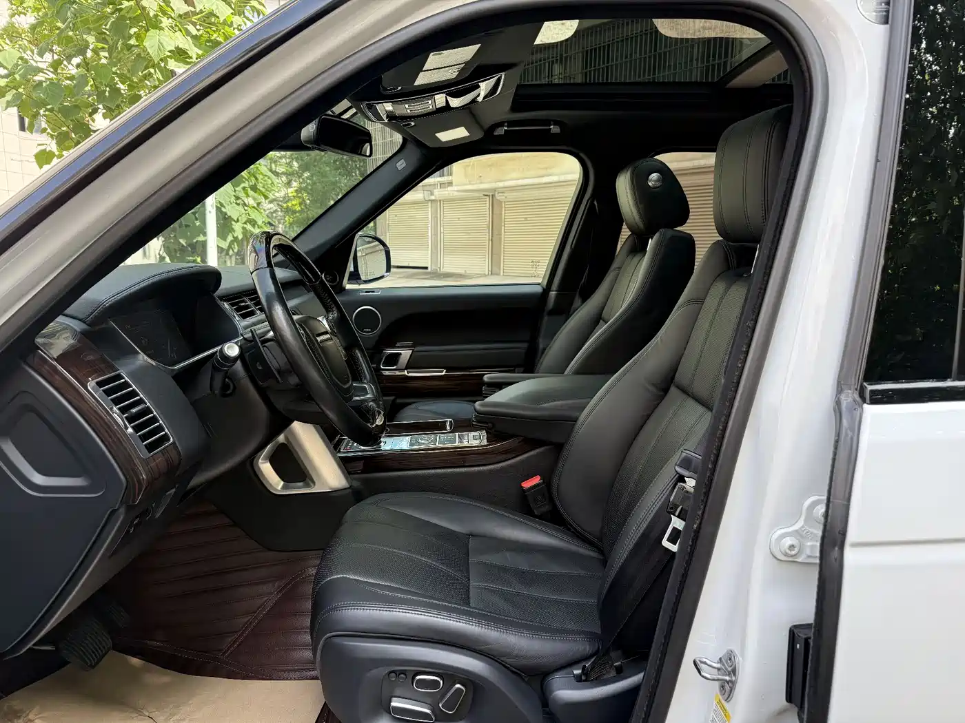 Land Rover Range Rover 2015 3.0 SC V6 Vogue фото 9