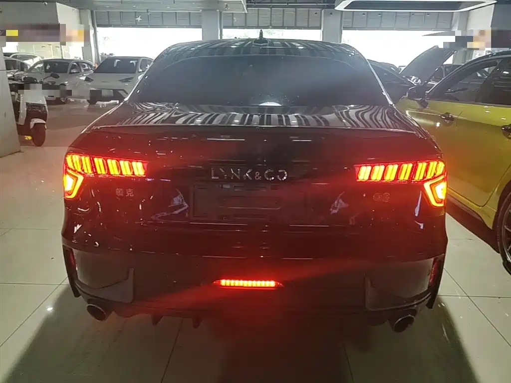 Lynk & Co 03 2019 2.0TD Auto Power Pro Version фото 6