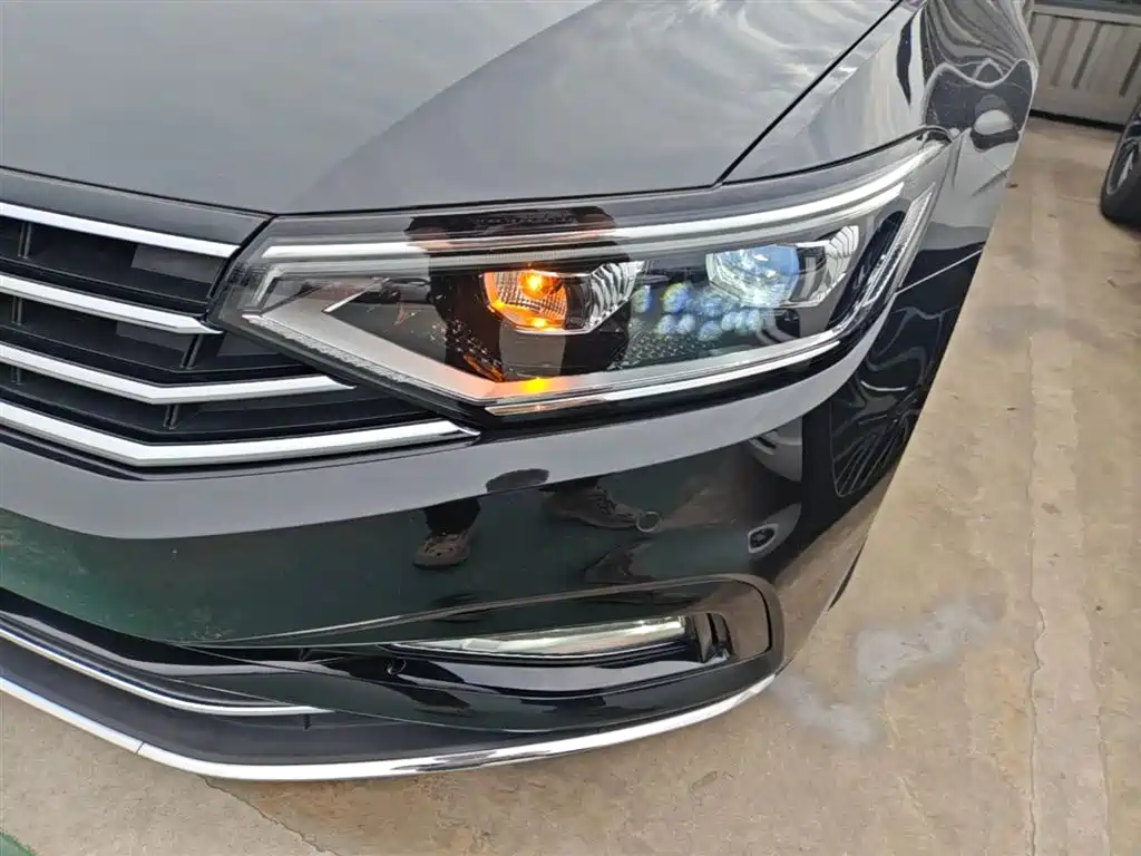 Volkswagen Magotan 2020 280TSI DSG Leading фото 18