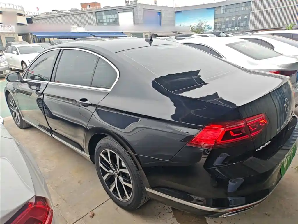 Volkswagen Magotan 2020 280TSI DSG Leading фото 23