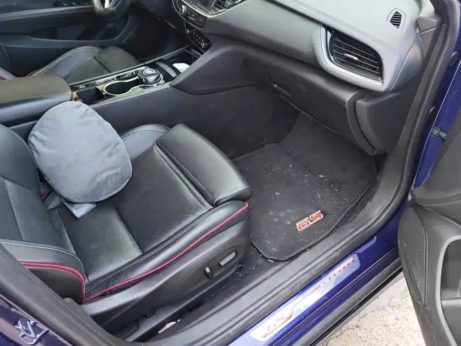 Photo 8 - Buick Regal