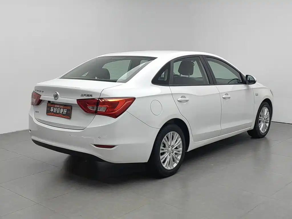 Фото 2 - Buick Excelle