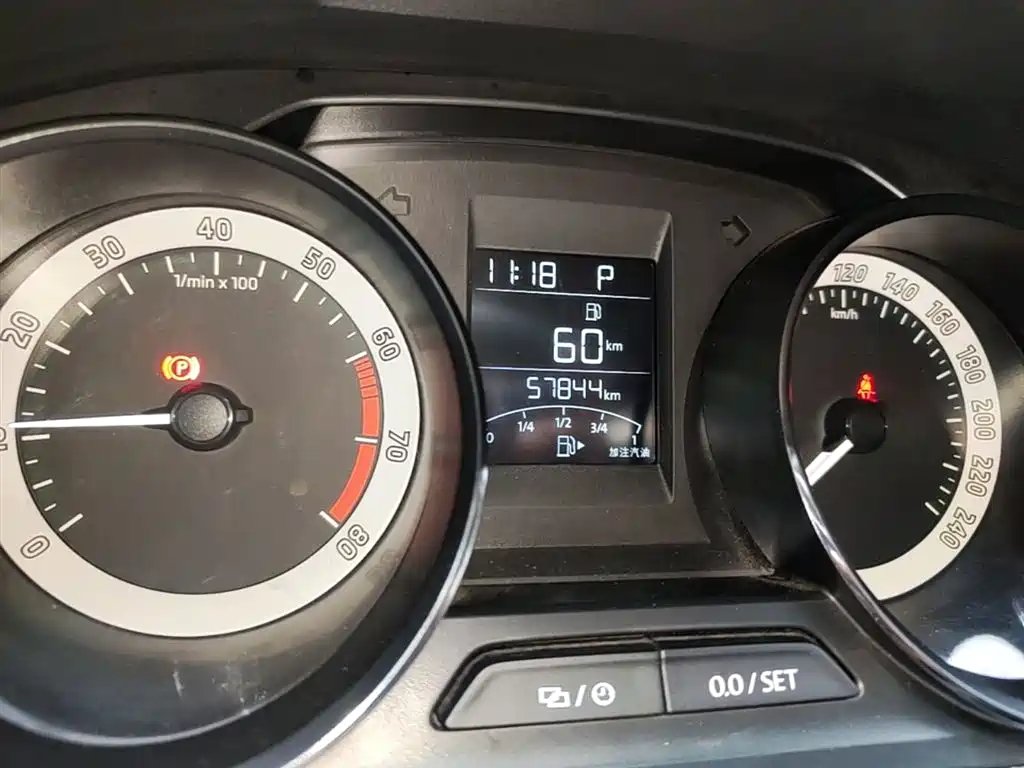 SKODA KOMICK