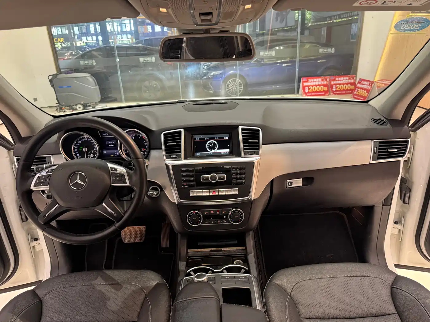 Mercedes-Benz M-Class 2014 ML 320 4MATIC фото 11