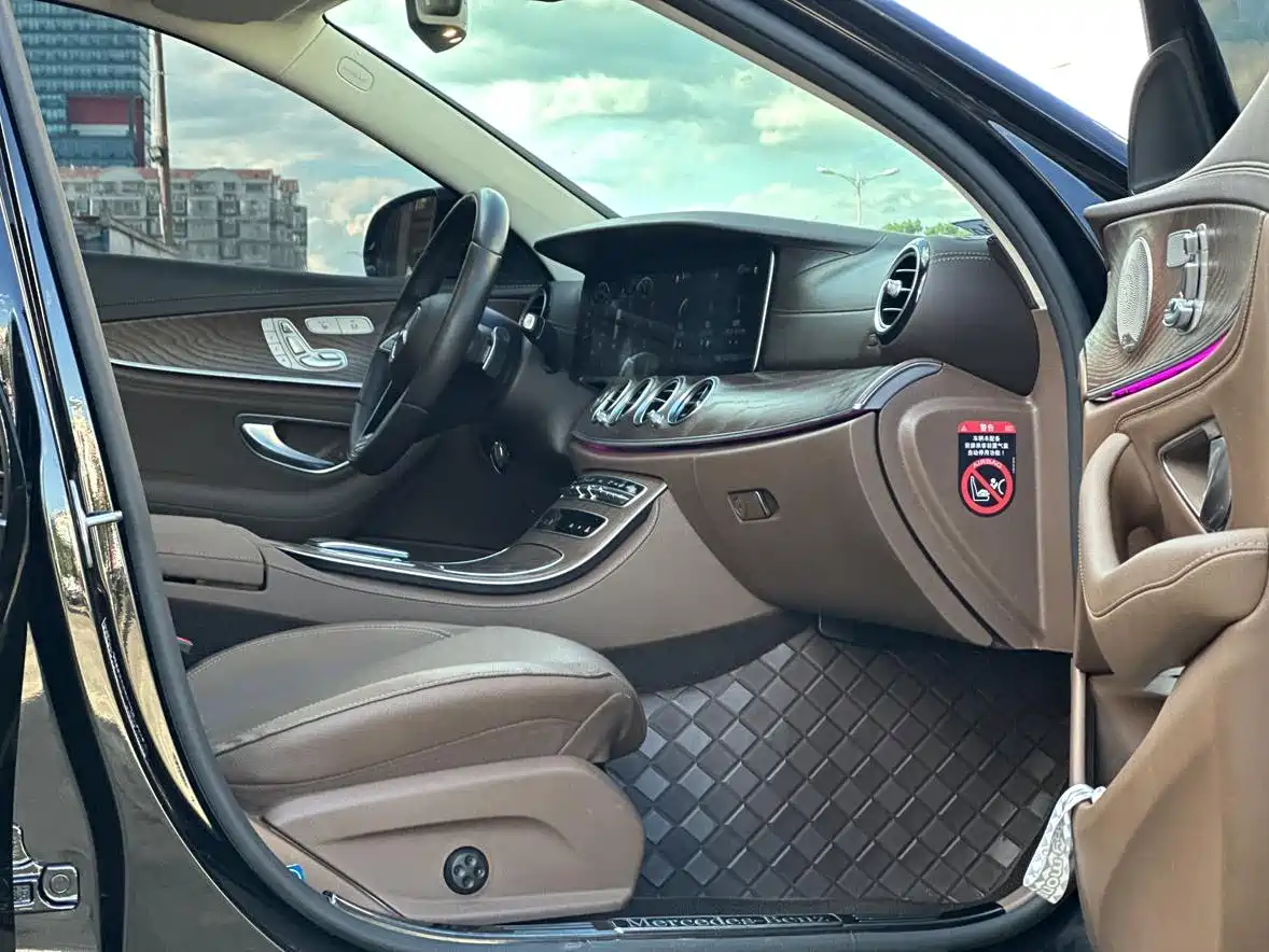 Mercedes-Benz E-Class 2023 E 300 L Luxury фото 11